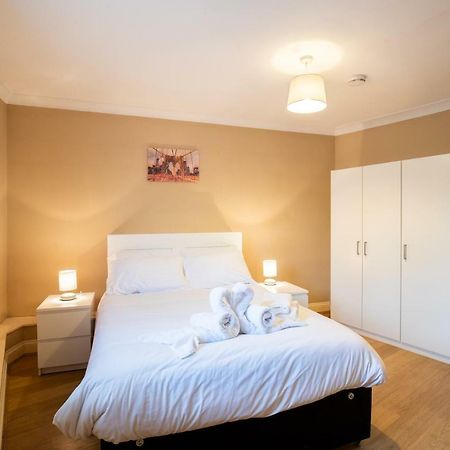 Spacious 2Br Flat In Stansted Apartamento Stansted Mountfitchet Exterior foto