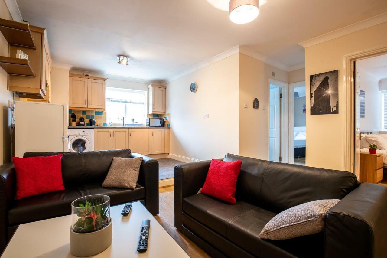 Spacious 2Br Flat In Stansted Apartamento Stansted Mountfitchet Exterior foto