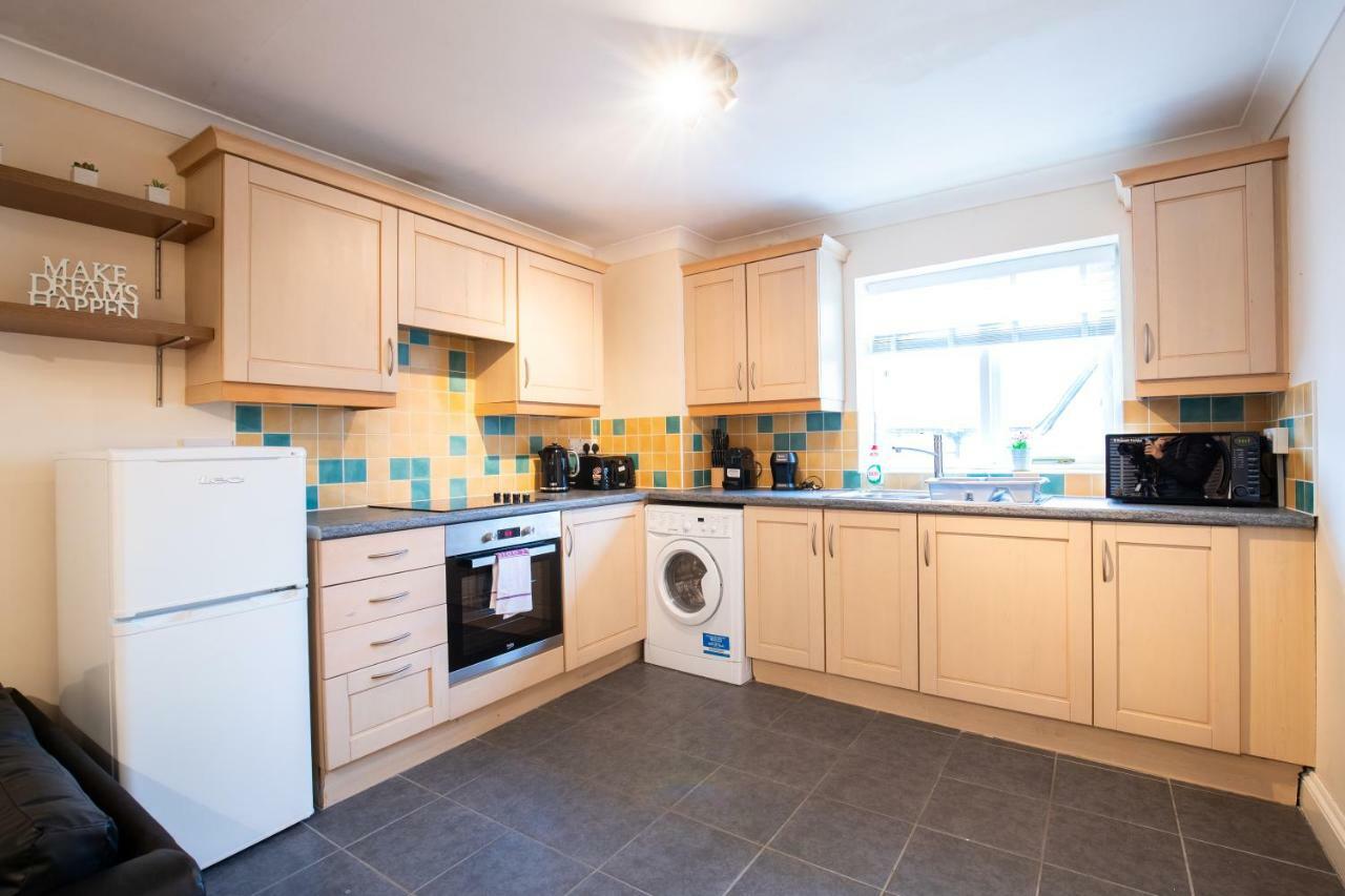 Spacious 2Br Flat In Stansted Apartamento Stansted Mountfitchet Exterior foto