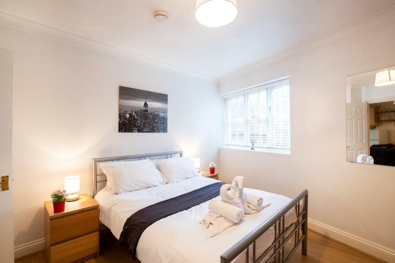 Spacious 2Br Flat In Stansted Apartamento Stansted Mountfitchet Exterior foto